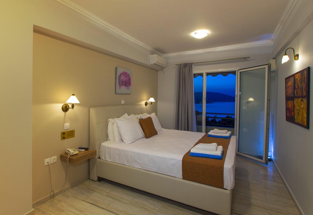 Aliki Hotel Nikiana Quarto foto