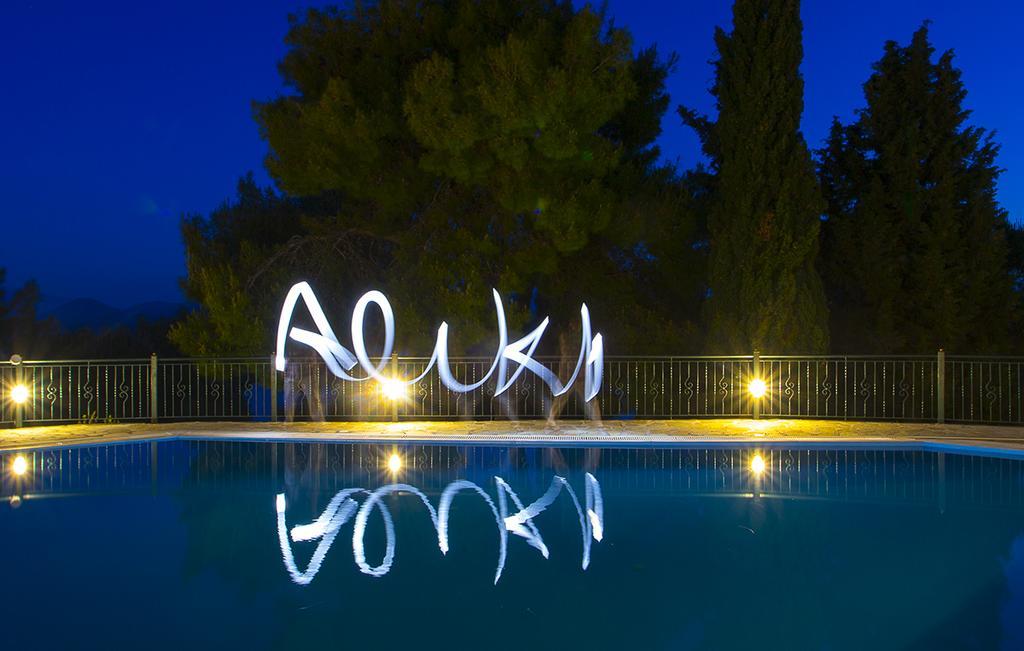 Aliki Hotel Nikiana Quarto foto